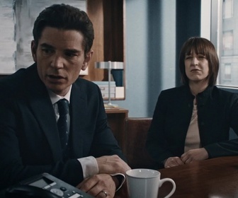 Replay Indéfendable - S01 E33 - le Roi c. Léo