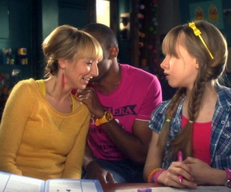 Replay Scènes de ménages 6h00 27/10/25