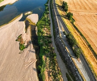 Replay 28 minutes - Canicules à répétition : la France à court d'eau ?