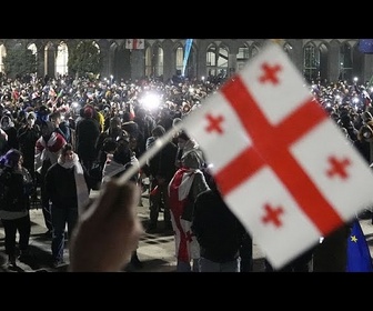 Replay Deuxième semaine de manifestations dans toute la Géorgie contre la suspension des négociations d'…