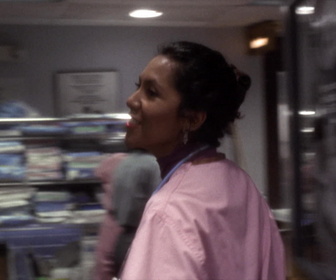 Replay Urgences - S2E21 - Tourner la page