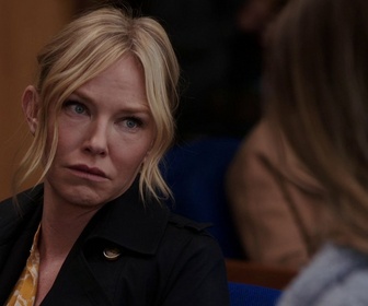 Replay New York Unité Spéciale - S22 E12 - Un moment de faiblesse